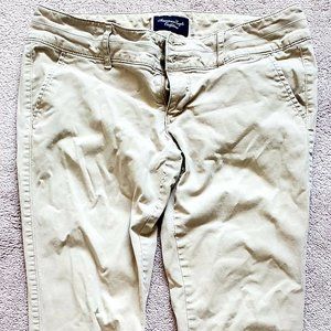 AE Straight Leg Pants with Stretch(size 4)